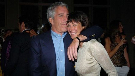 Ghislaine Maxwell poses a picture with her lover.